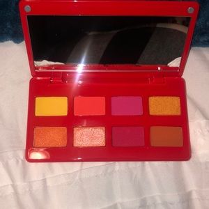 Artist Couture Eyeshadow Palette